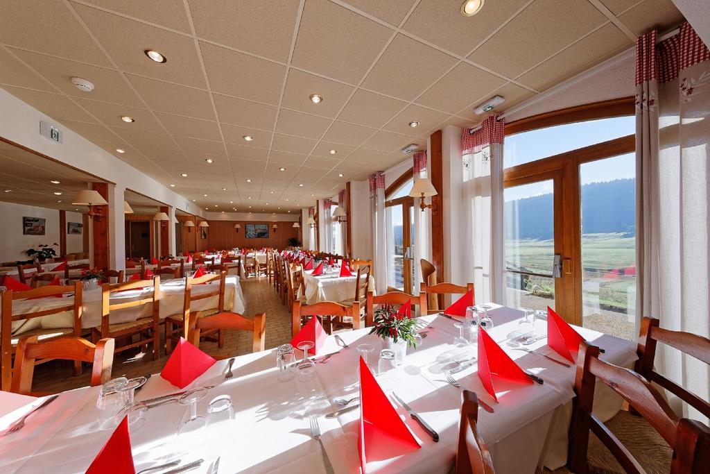 Hotel Club Le Risoux Bois-dʼAmont Eksteriør billede