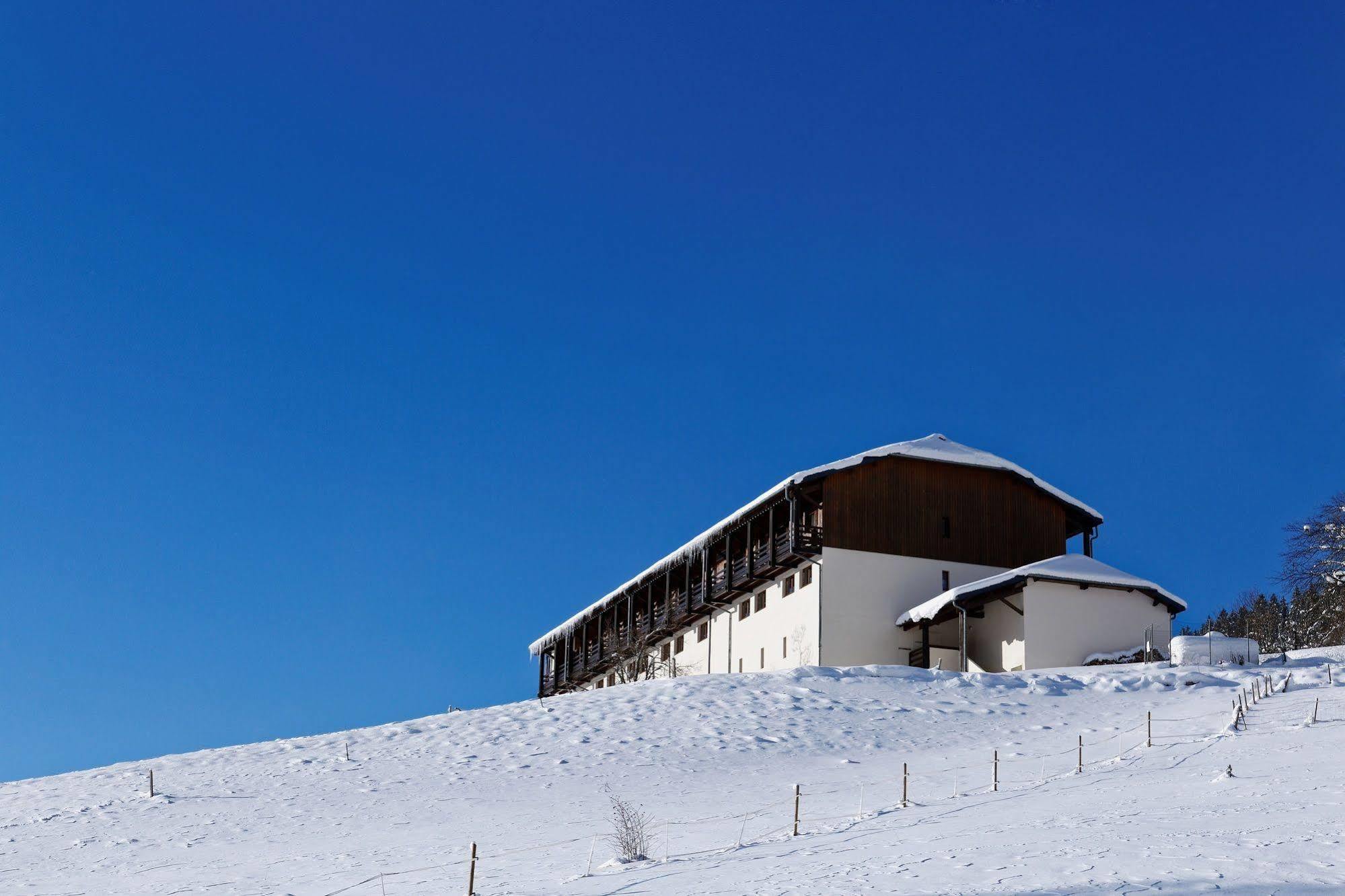 Hotel Club Le Risoux Bois-dʼAmont Eksteriør billede