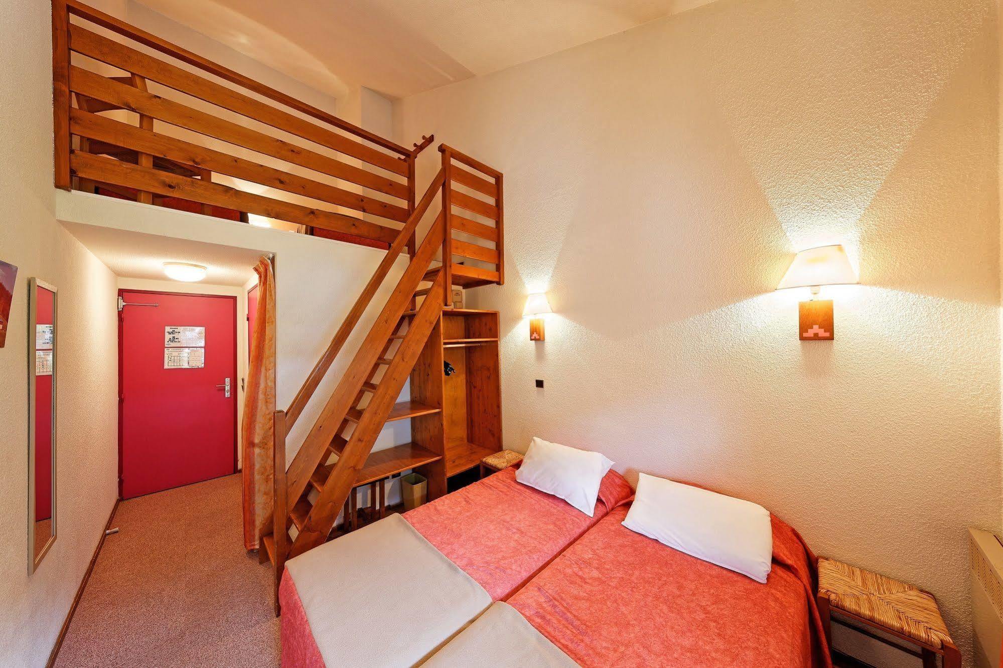 Hotel Club Le Risoux Bois-dʼAmont Eksteriør billede